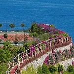 Sianji Well-being Resort 5*